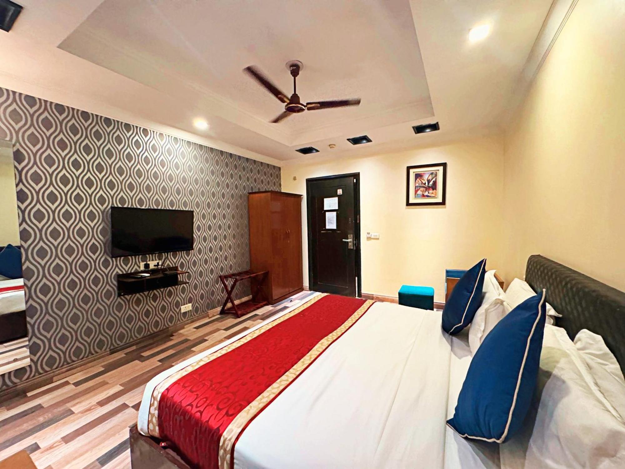 Inn The Oakland Plaza By Orion 3*